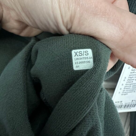 Lululemon Scuba Oversized Funnel Neck Half Zip - Picture 5 of 8